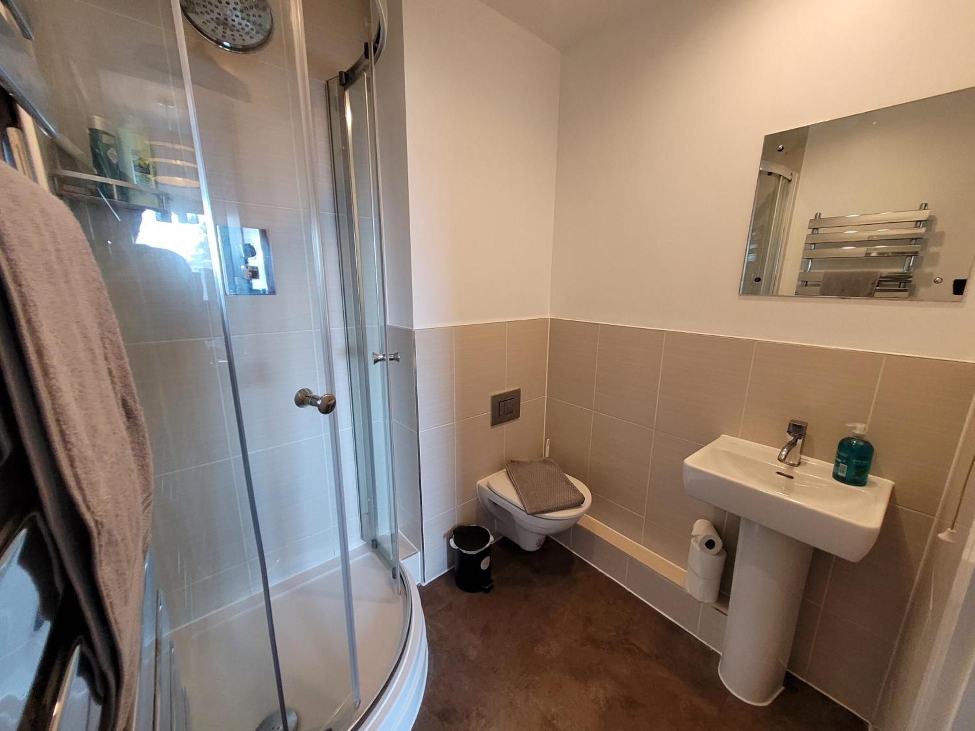 Lesley Court- A Lovely Spacious 2 Bedroom Apartment By Catchpole Stays 첼름스퍼드 외부 사진
